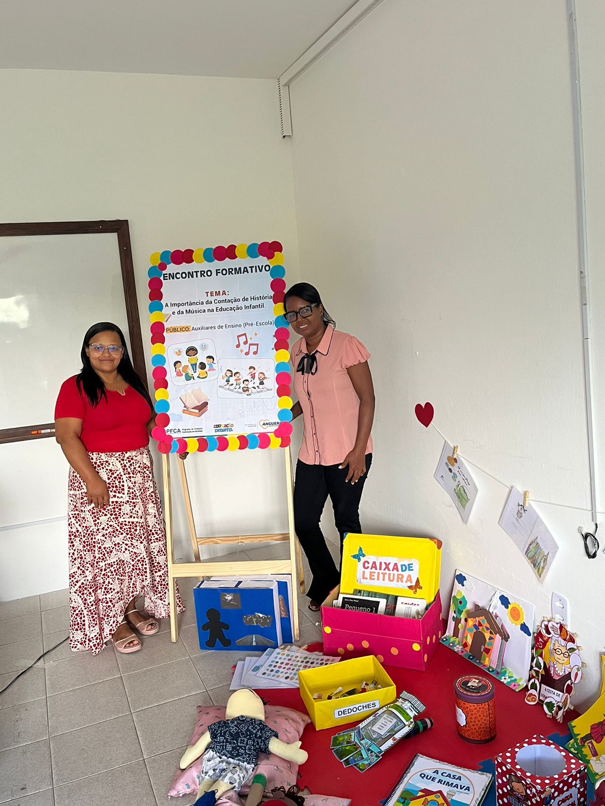 ENCONTRO FORMATIVO COM AUXILIARES DE ENSINO DA PRÉ-ESCOLA