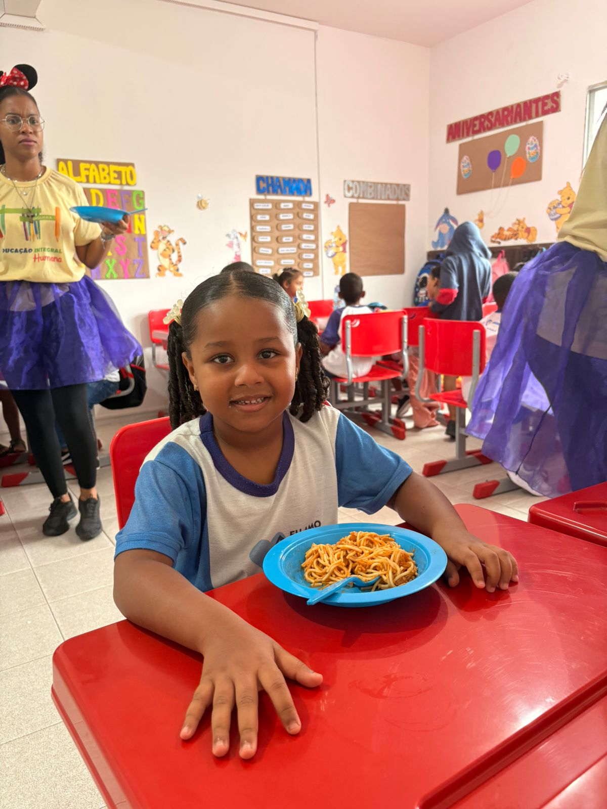 1º DIA DE AULA NA ESCOLA ARMANDO SOFIA BRANDÃO