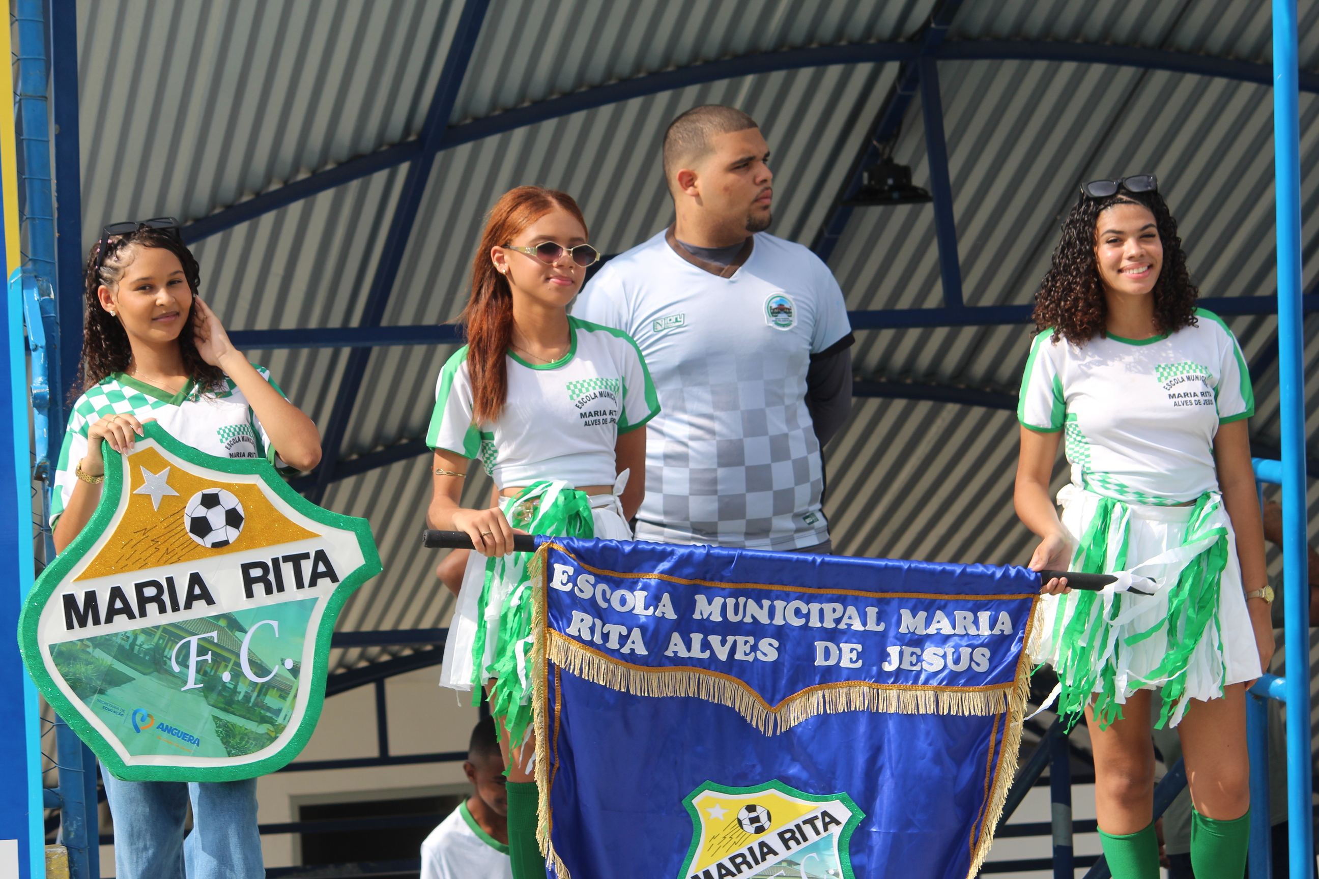 JOGO AMISTOSO DA ESCOLA MARIA RITA