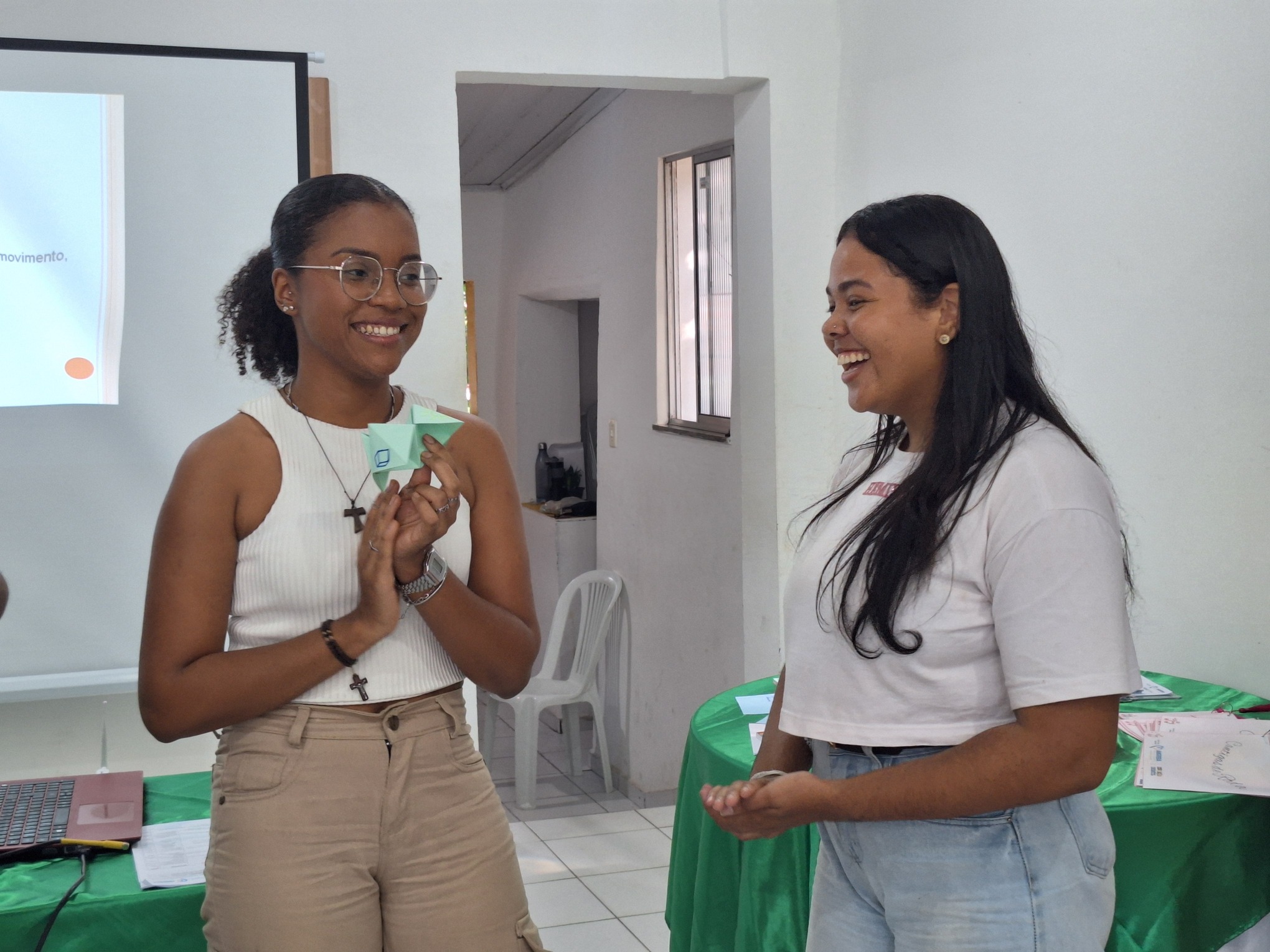 Encontro Formativo Docência na Educação Infantil Concepção de Infância Criança e Cultura