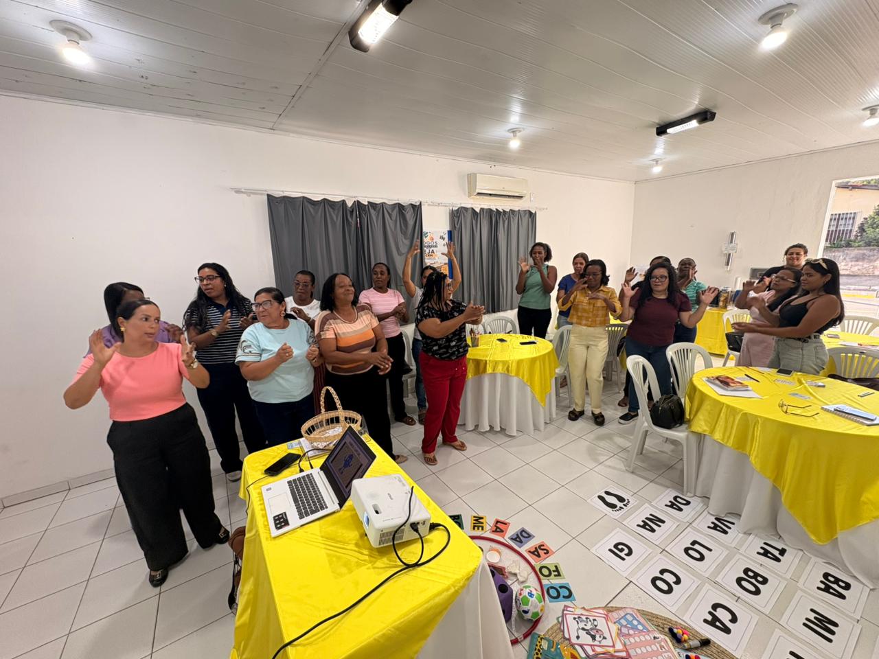 ENCONTRO FORMATIVO COM PROFESSORES DA PRÉ-ESCOLA (GRUPO 05), GESTORES ESCOLARES E COORDENADORES PEDAGÓGICOS DA EDUCAÇÃO INFANTIL.