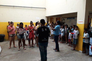 INTERVALO ANIMADO POR GRUPO DE MÚSICA (ESCOLA LEÔNCIO HORÁCIO DE ALMEIDA)