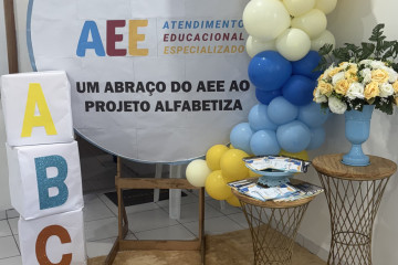 FORMAÇÃO DO PROJETO ALFABETIZA COM PROFESSORES DO AEE 