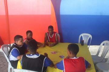 JOGOS ESCOLARES / UNO