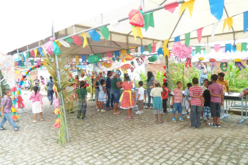 FESTEJO JUNINO NA ESCOLA MUNICIPAL ÉRICO SOFIA BRANDÃO