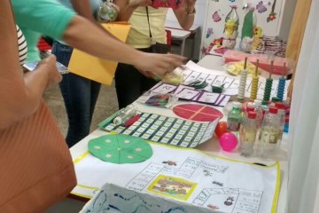 PLANEJAMENTO DAS ATIVIDADES DO PROGRAMA NOVO MAIS EDUCAÇÃO DA ESCOLA ÉRICO SOFIA BRANDÃO E VISITA DOS PROFESSORES À SALA DE JOGOS
