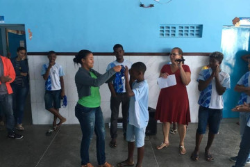 O CENTRO EDUCACIONAL PROFESSOR ÁUREO DE OLIVEIRA FILHO REALIZOU AS ENTREGAS DAS MEDALHAS AOS CAMPEÕES DOS JOGOS ESCOLARES DE 2017
