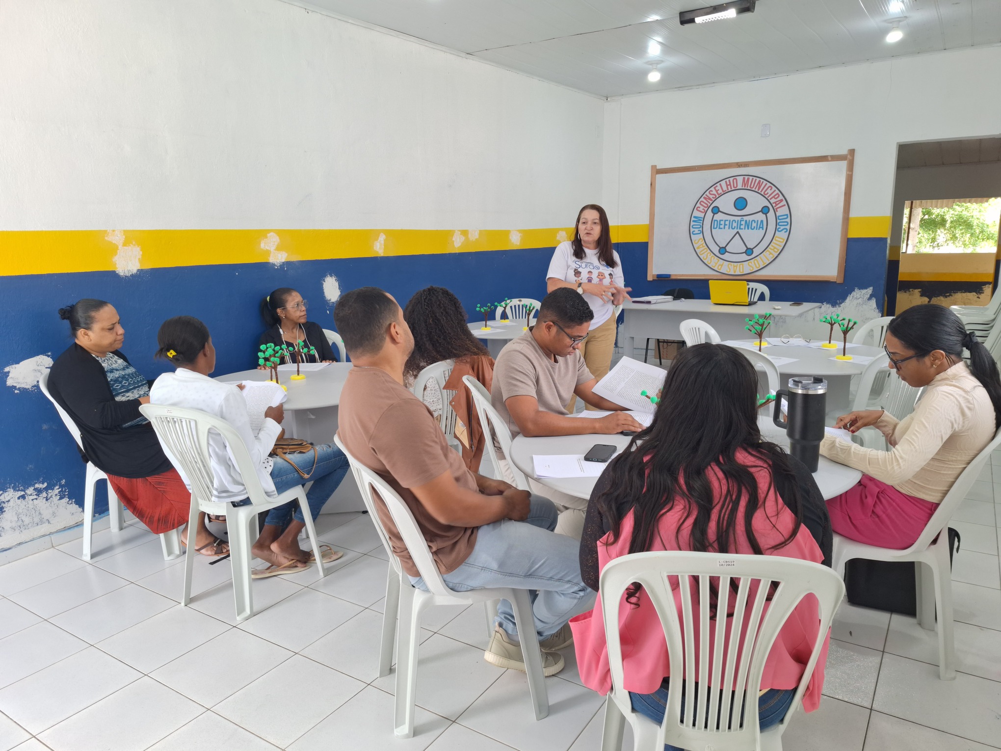 COMDPEDE DISCUTE MANUAL DE ORIENTAÇÕES DO COLEGIADO