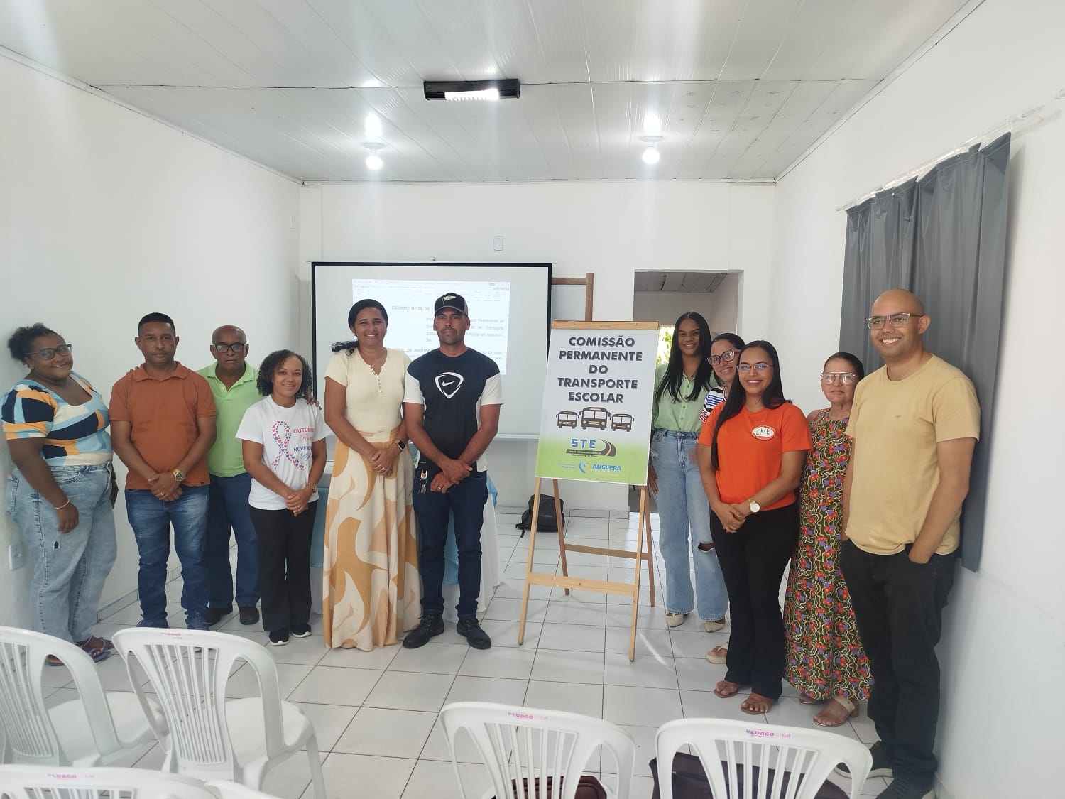 NOVOS MEMBROS DA COMISSÃO PERMANENTE DO TRANSPORTE ESCOLAR SÃO EMPOSSADOS