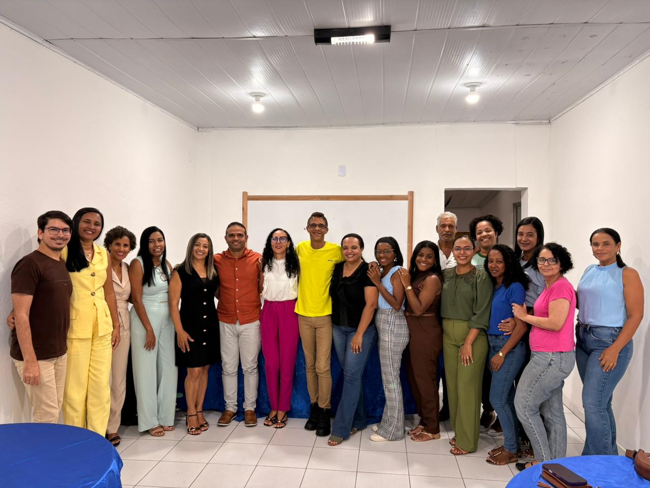 SECRETARIA DE EDUCAÇÃO CONSOLIDA PRORROGAÇÃO DE GESTORES ESCOLARES EM ATO SOLENE E DECLARATÓRIO